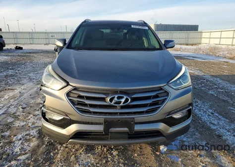 2017 Hyundai Santa Fe Sport z USA, uszkodzony, nr VIN 5XYZWDLA5HG492385